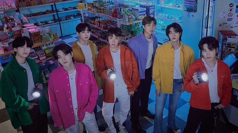 ബിടിഎസ്; ‘പെര്‍മിഷന്‍ ടു ഡാന്‍സ് ഓണ്‍ സ്‌റ്റേജ് ലൈവ്’ പുറത്തിറക്കി